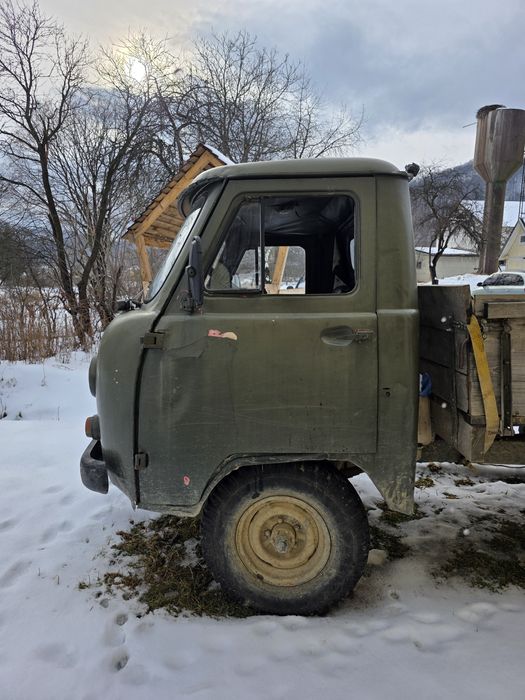 Продається УАЗ бортовий