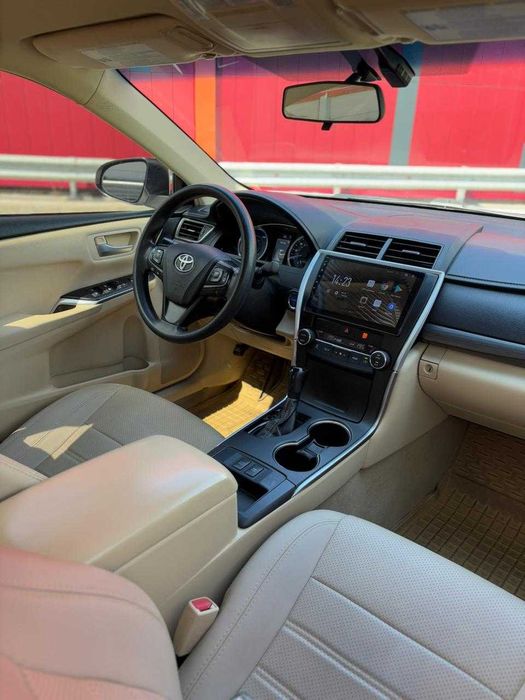 Оренда авто під таксі та особисті потреби. Hybrid Camry