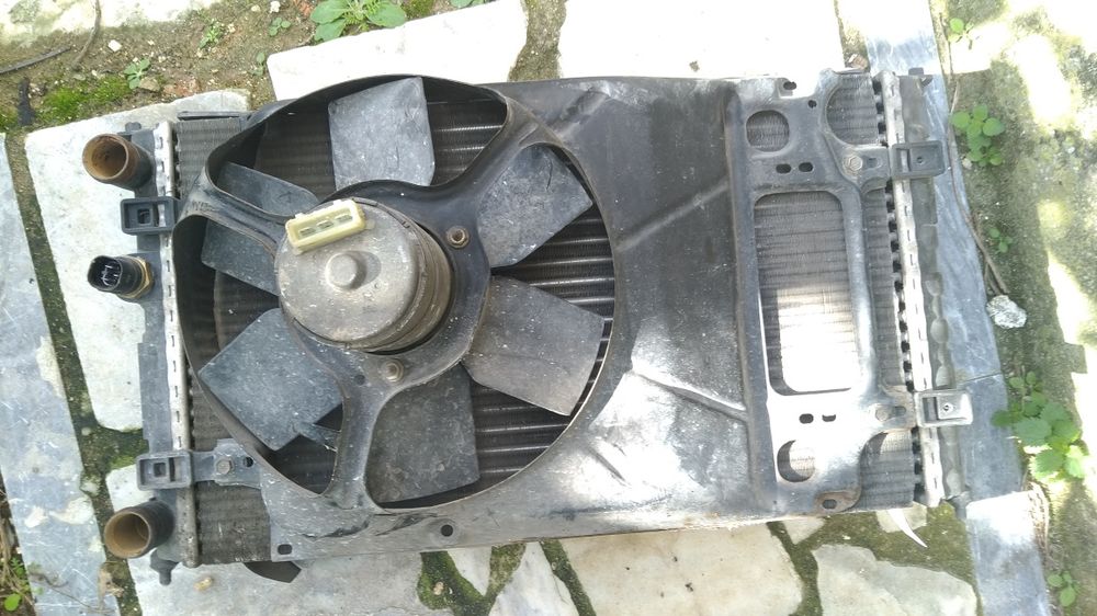 Termoventilador e Radiador Volkswagen Polo Classic 1998