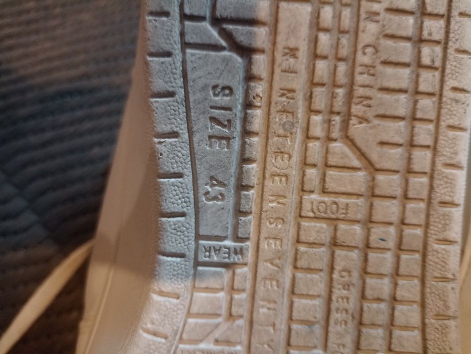 Buty męskie rozmiar 43