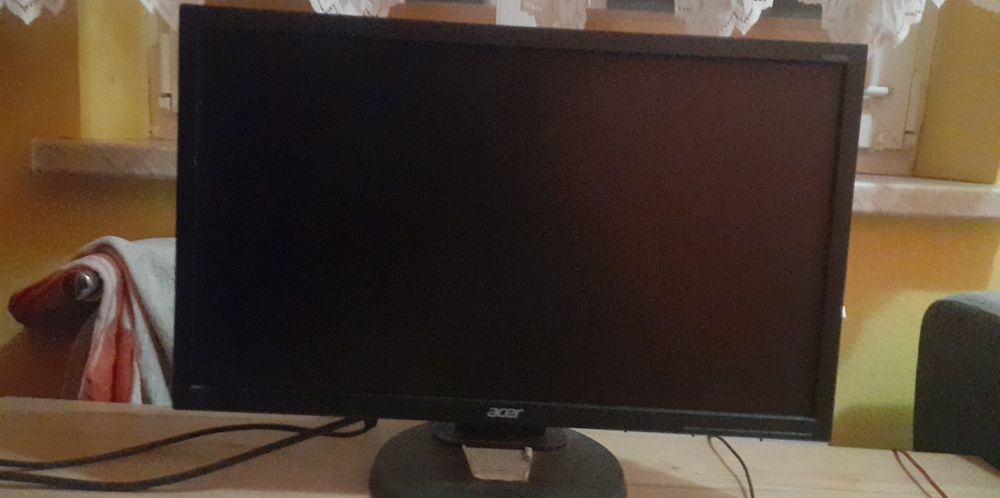 sprzedam monitor pilne