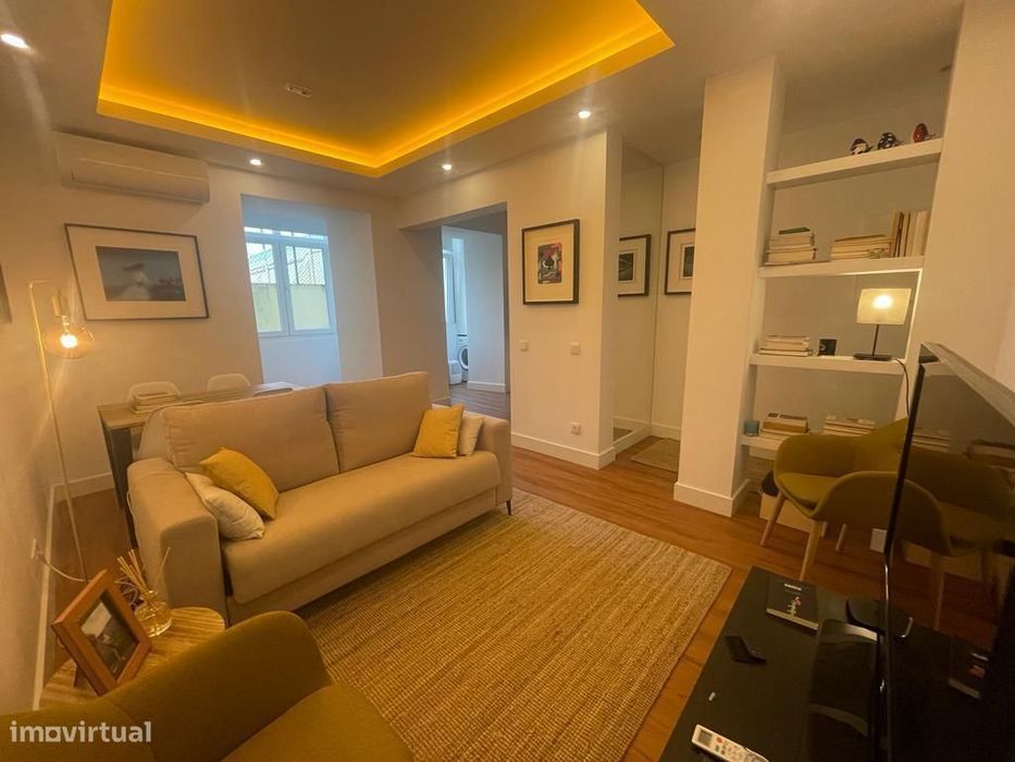 Apartamento T2 para Arrendamento | Arroios