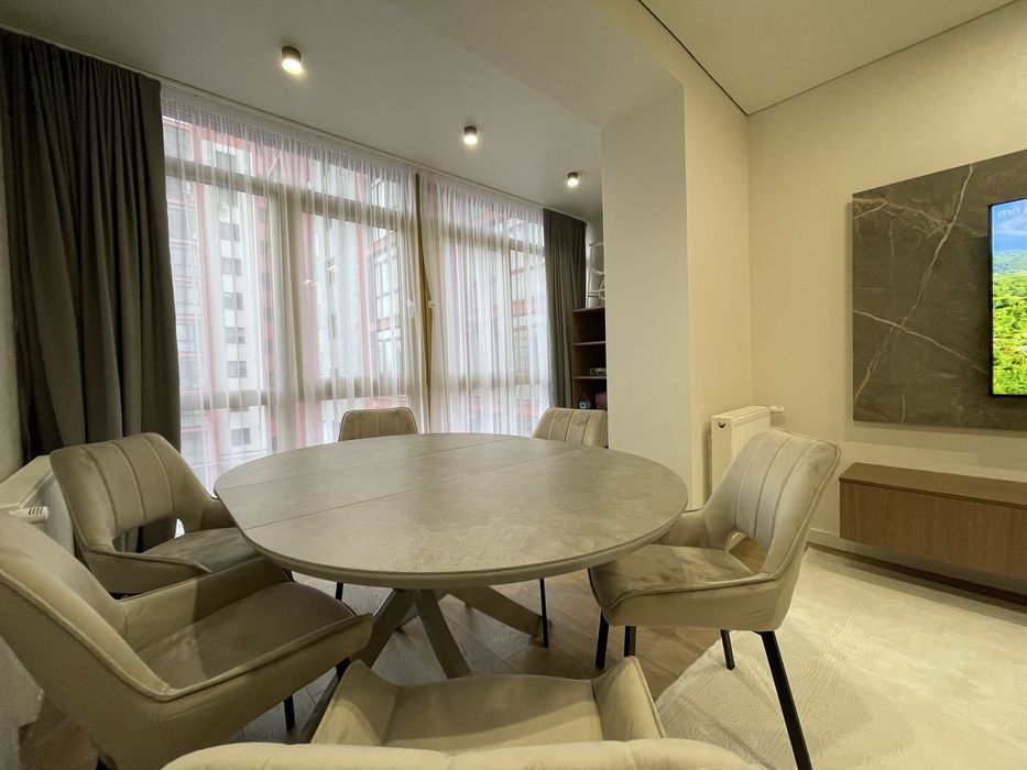 Продаж три кімнатної квартири біля ТЦ Velles Mall