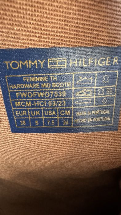 Botins em pele Tommy, muito bons!!