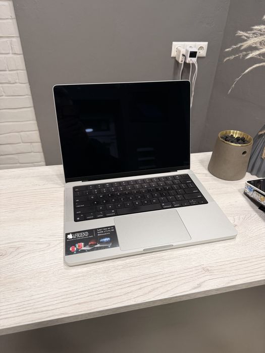 MacBook Pro 14” M2 Pro 16/1T Silver