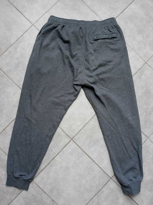 Szare męskie dresy Nike - L