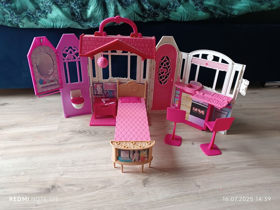 Barbie fantastyczny domek Mattel