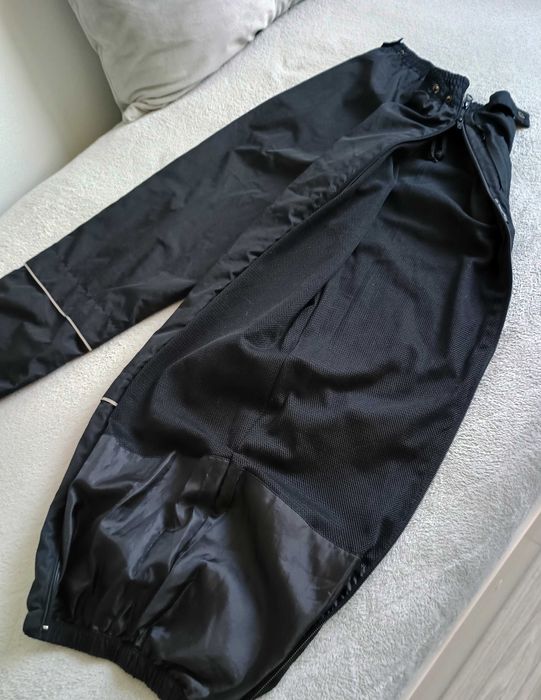 Młodzieżowe spodnie full-zip pants UMBRO - rozmiar/size 164, czarne/black