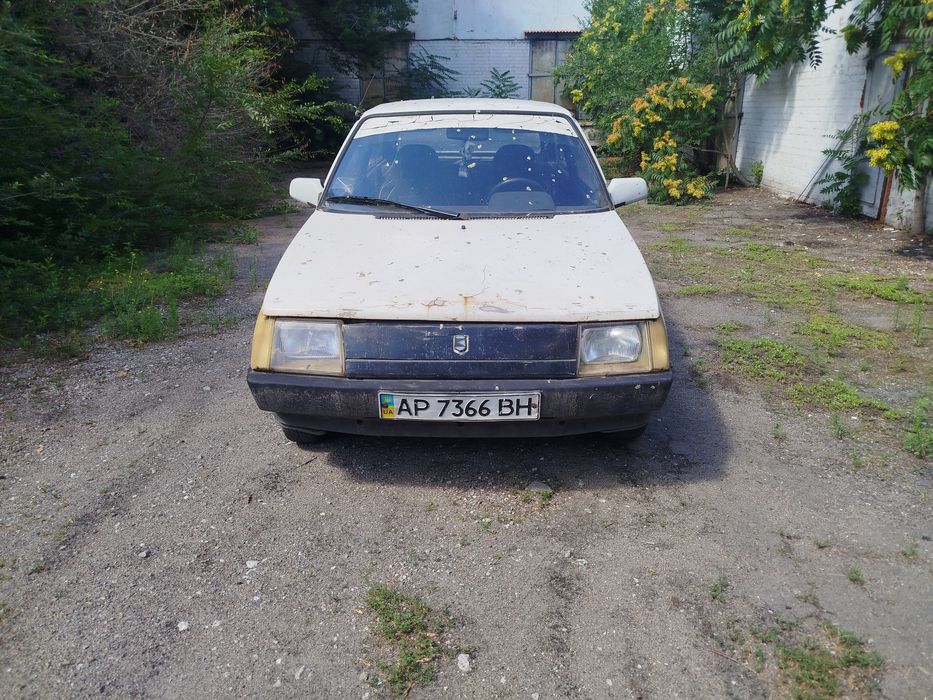 Авто Заз Таврия 1102