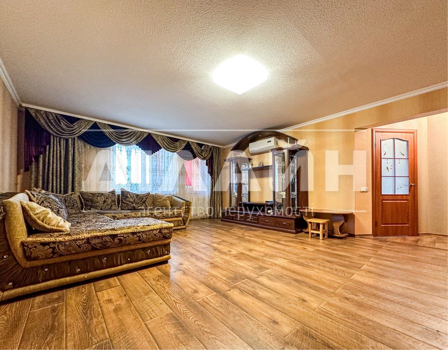 VIP 4х комн квартира 170 м2 по Юбилейному 14