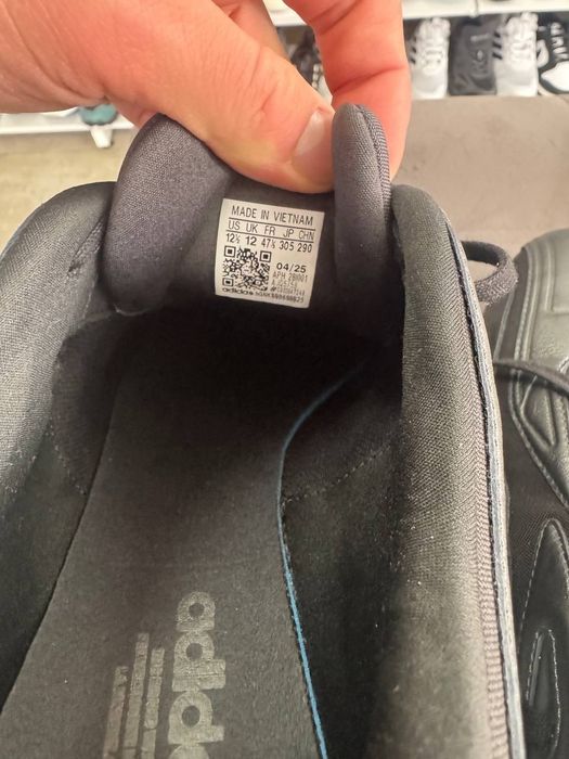 ОРИГІНАЛ 100% Кросівки Adidas Adiracer Gt. JQ5758 47