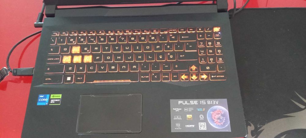Portatil MSI Pulse 15 B13VFK