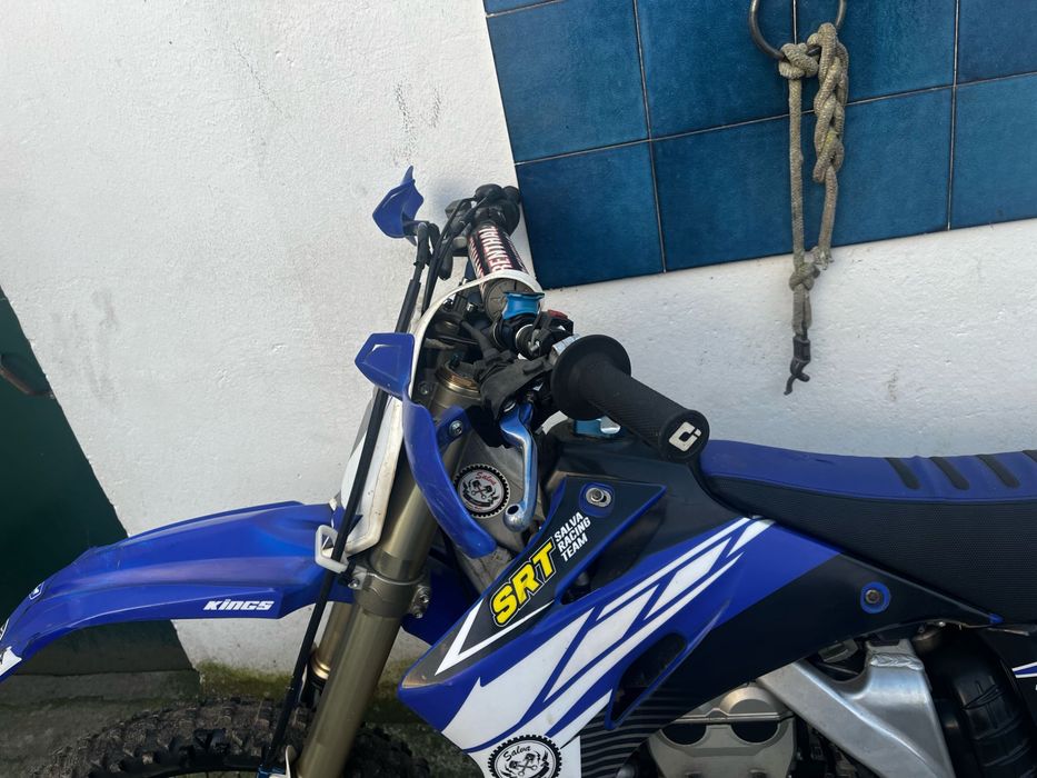 Vendo ou troco yamaha yz450f