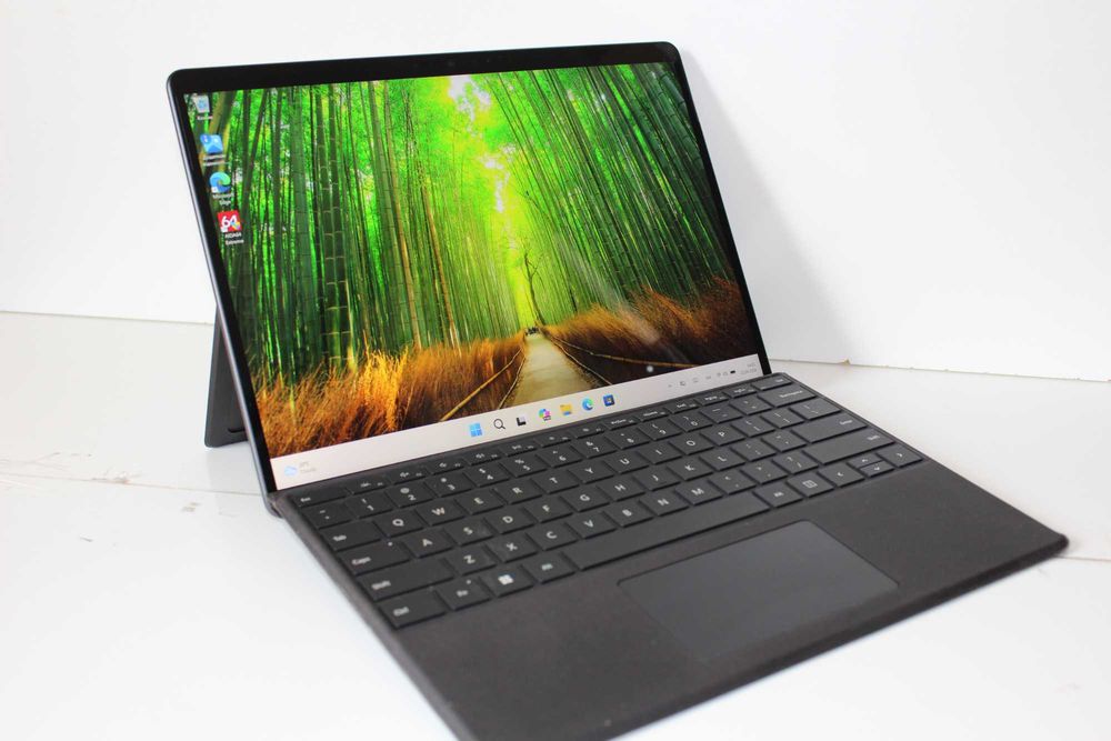 Microsoft Surface Pro 9 i5/16Gb/256Gb/512Cb