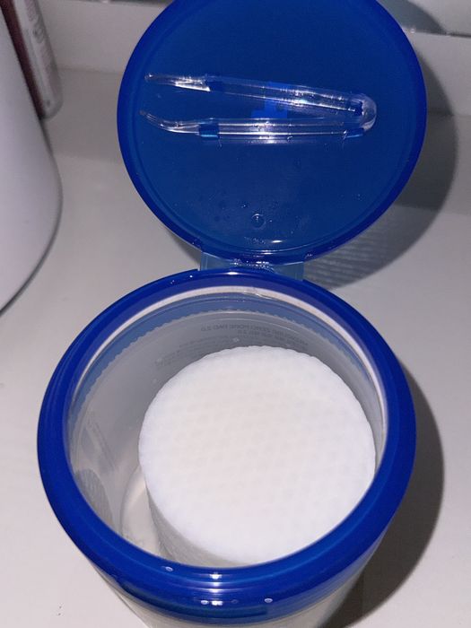 Medicube zero pore pad