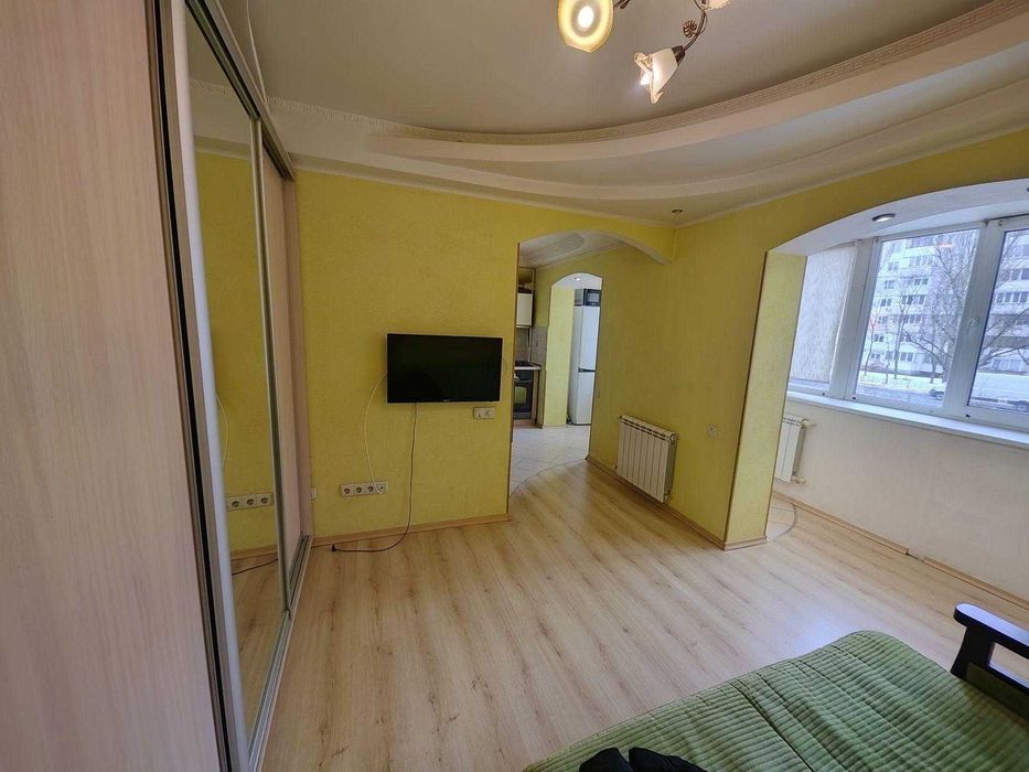 Оренда 1-к, Оболонський район, метро Оболонь, вул. Йорданська 4