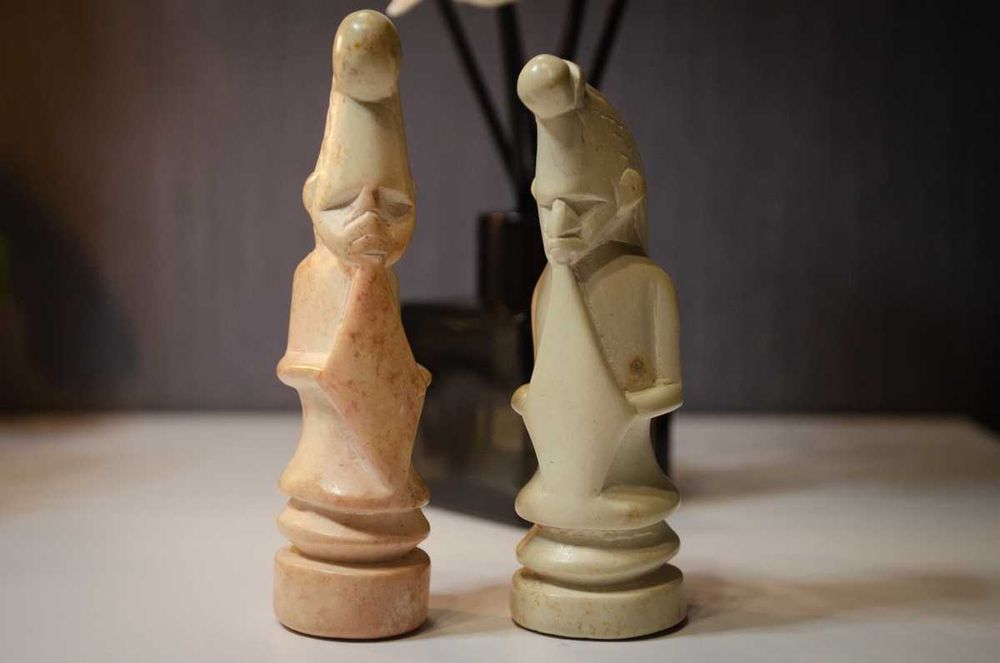 Декоративні фігурки з натурального каменю, ручна робота