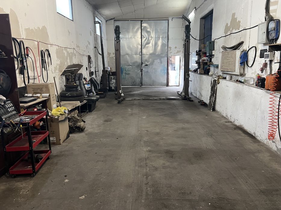 Здам в оренду СТО біля Подолян 18000 грн