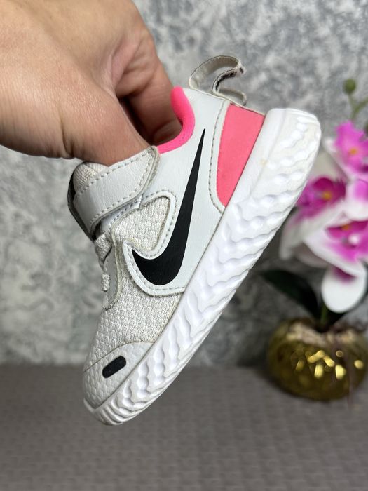 Nike Revolution кроссовки 21 размер детские беговые серые