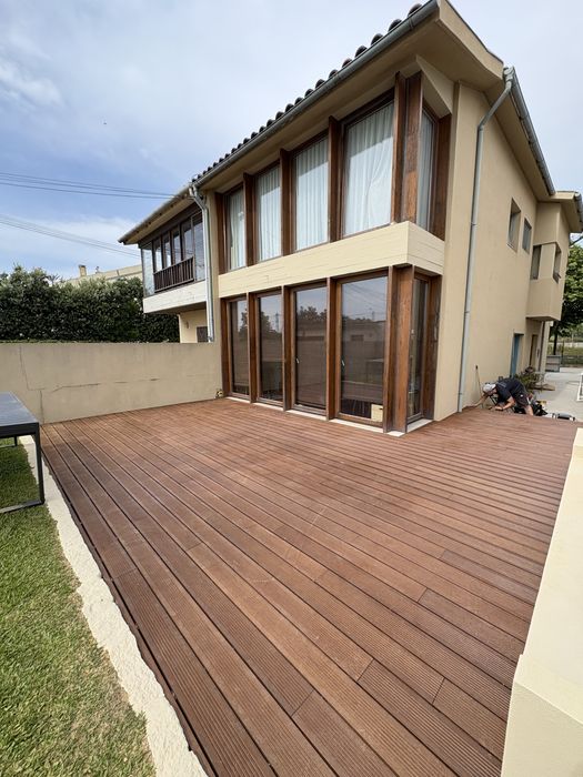 Aplicação e raspamentos pavimentos madeira