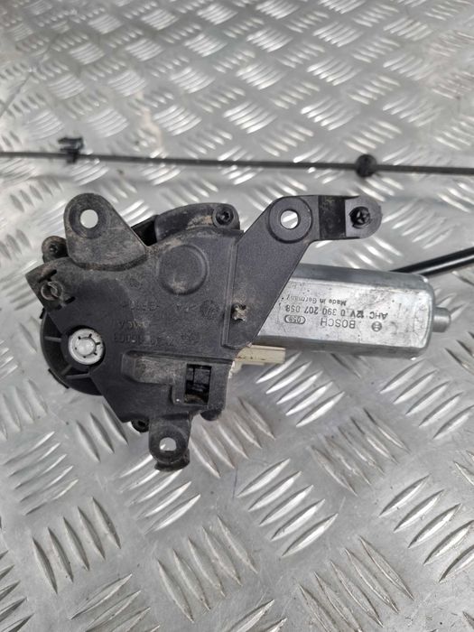 Prowadnica silniczek dachu Audi A5 Cabrio