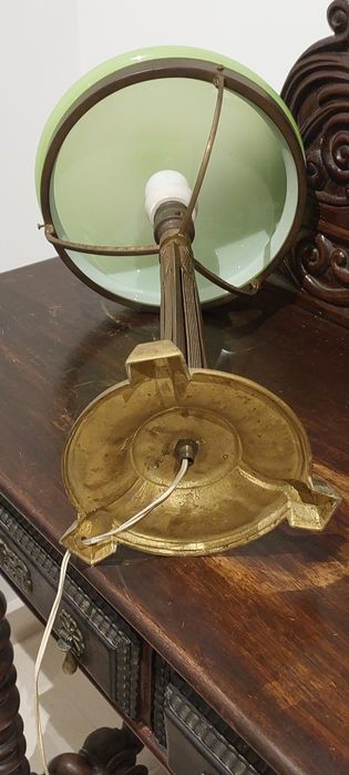 candeeiro Arte Nova em bronze, de mesa,séc.XIX-XX