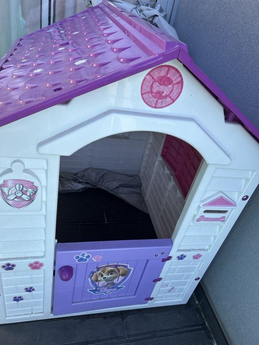 Casa de exterior rosa patrulha pata