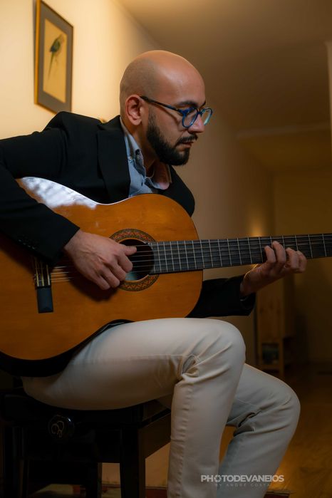 "Aprenda Piano de Forma Divertida. PianoTeacher, I speak English