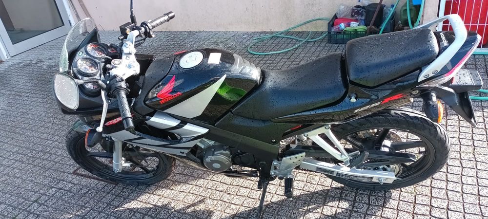 Honda CBR125R 2006
