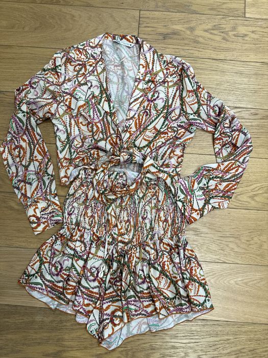 Komplet ze spodenkami Zara xs