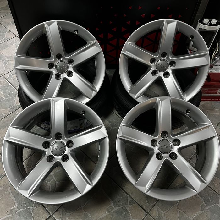 Комплект практично нових дисків R17.5.112 Audi Q5