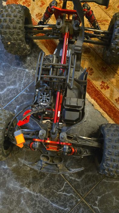Arrma kraton 6s EXB