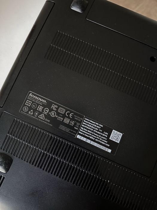 Laptop lenovo ideapad 300-15 ISK
