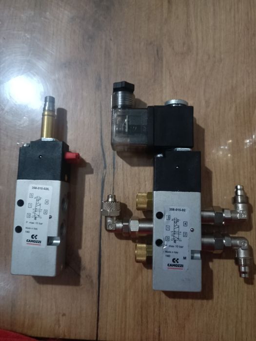Пневморозподільник camozzi