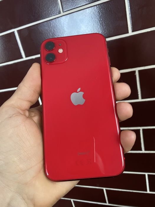 iPhone 11 айфон в чудовому стані)