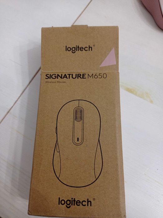 Myszka Logitech M650 różowa