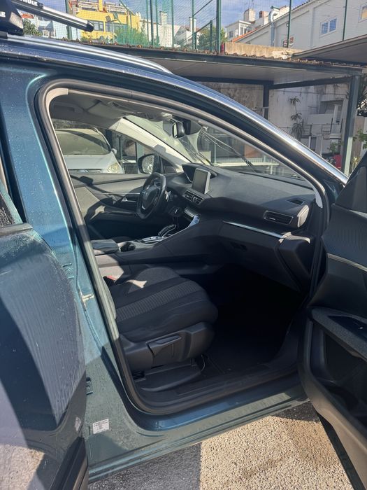 Peugeout 5008 1.6cc (só um dono)