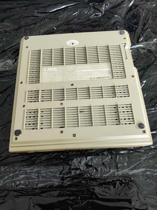 Atari Mega 1 Komputer