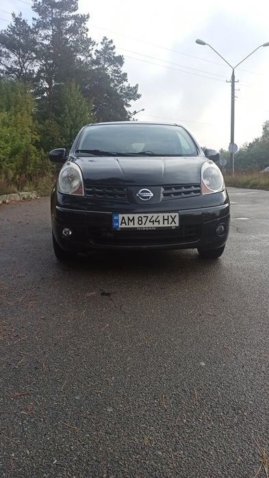 Nissan note. Срочно.