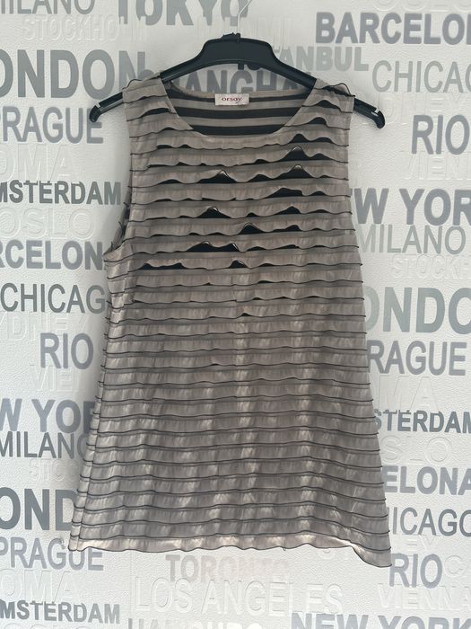 Ciekawa szara bluzeczka