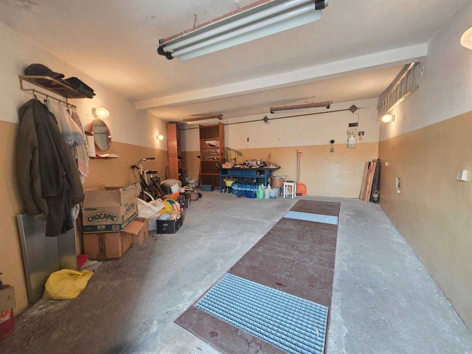 Garaż 37m przy ul.Witkacego - Widok 2