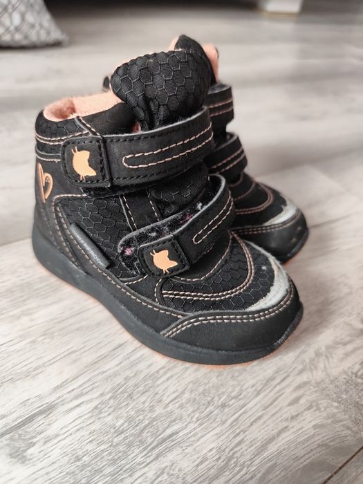 Zimowe trapery, kozaczki waterproof, śniegowce 21