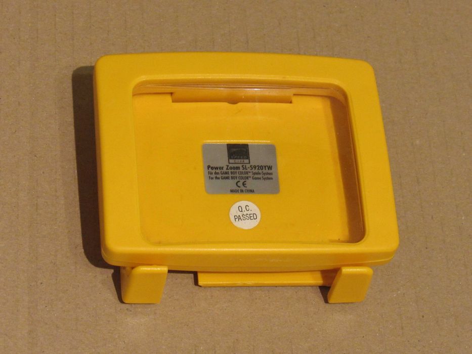 Lupa amarela para Nintendo Game Boy Color