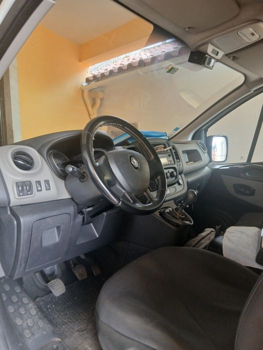 Renault trafic 120cv