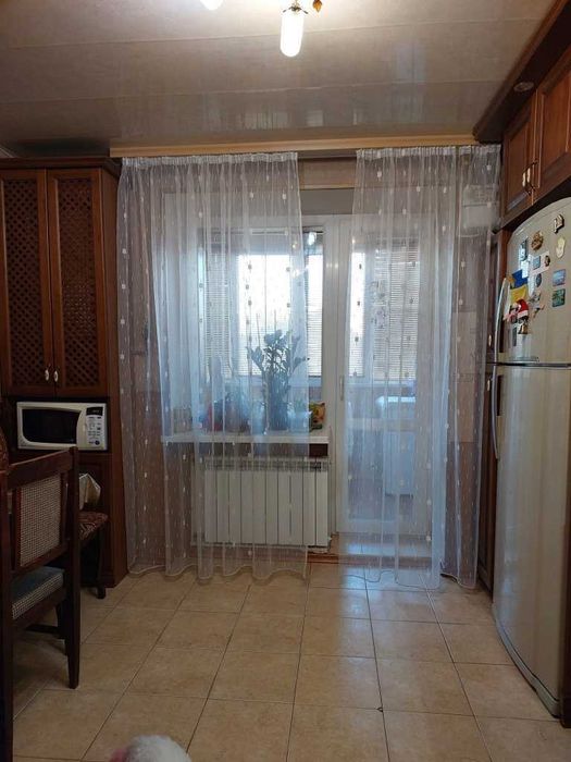 Продаж 2 кім. квартири. 62 м2. Індив. газ. опал. 2 балк. Центр №19000