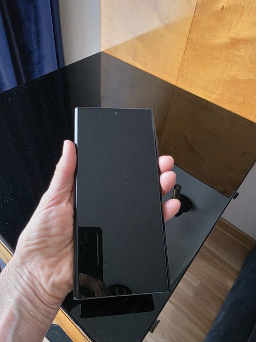 Samsung Galaxy S 22 ultra+ słuchawki gratis