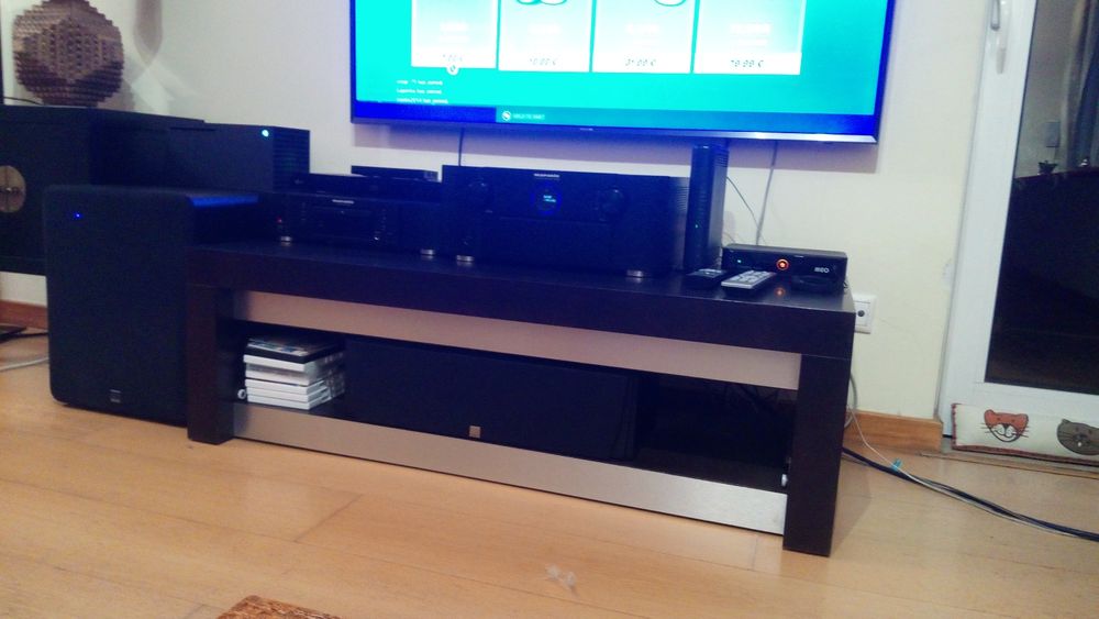 Mobília sala - mesa jantar, cadeiras, aparador, mesa tv