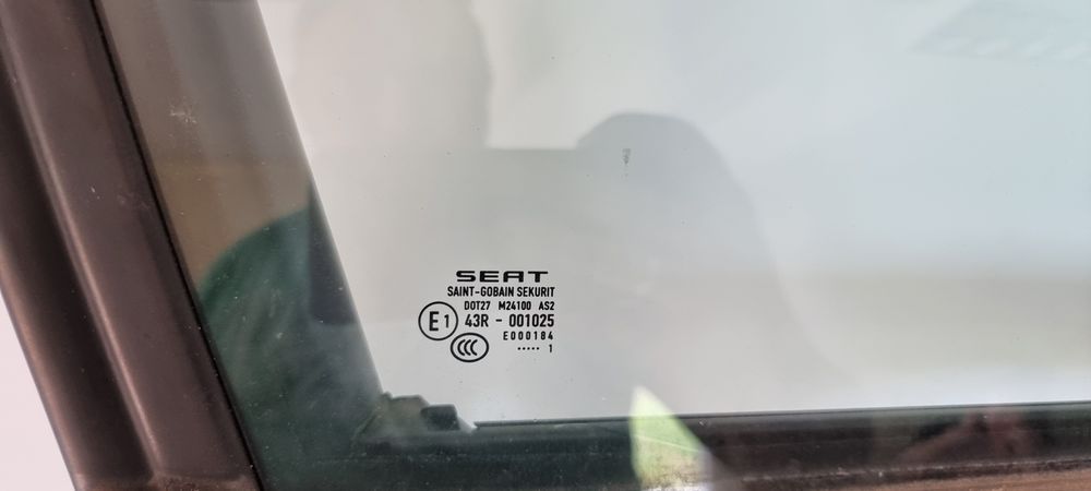 Mechanizm podnośnik szyby drzwi prawy przód seat exeo Europa