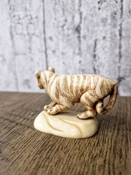 Фігурка Тигр, сучасна ручна робота