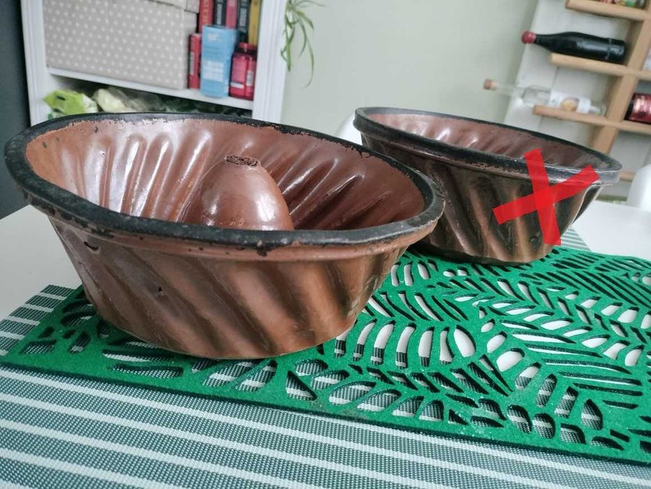 stara ceramiczna forma do pieczenia babki